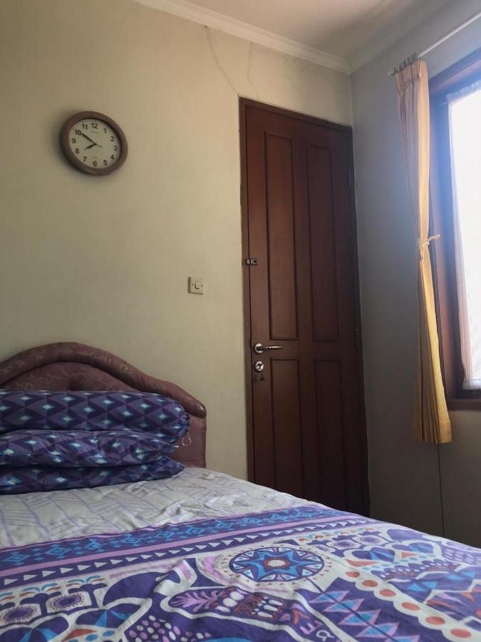 Homestay Triniti Lembang Exterior photo